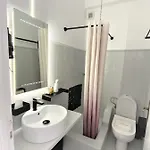 アパートホテル Apsenti Couples Only