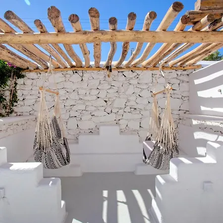 Ξενοδοχείο με διαμερίσματα Apsenti Couples Only