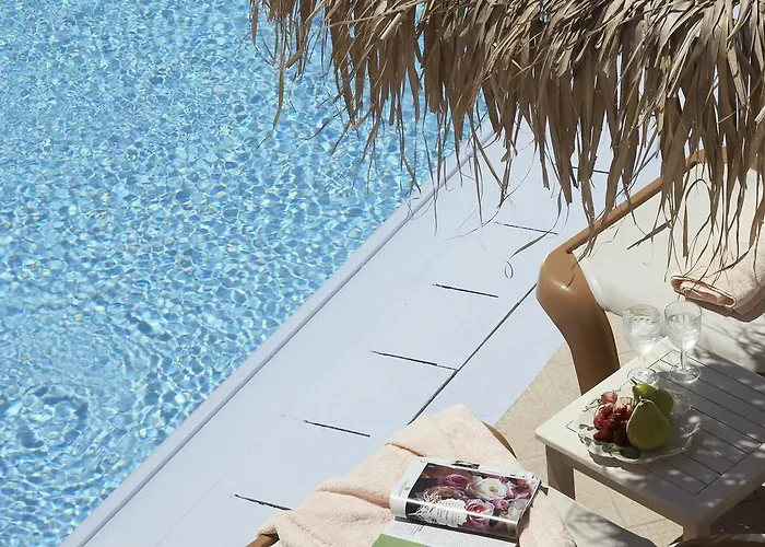 Ξενοδοχείο με διαμερίσματα Apsenti Couples Only 4*