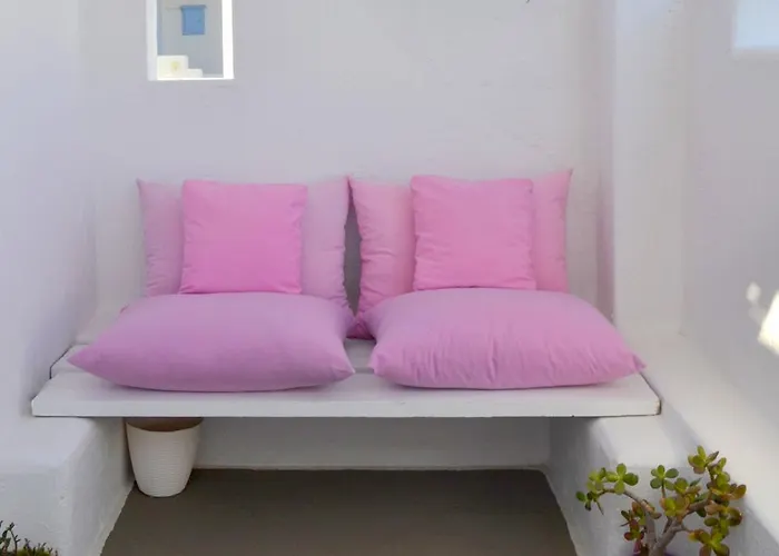 Ξενοδοχείο με διαμερίσματα Apsenti Couples Only 4*