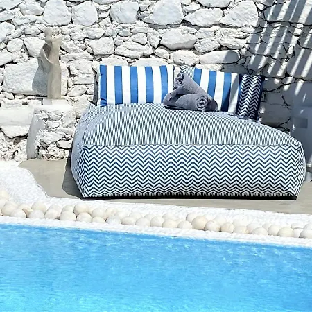 Apsenti Couples Only Aparthotel 4*