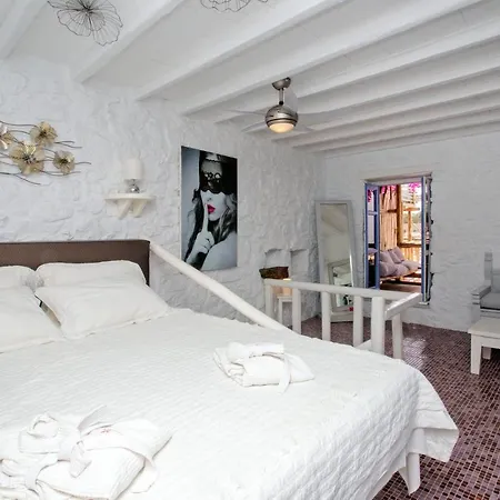 Aparthotel Apsenti Couples Only