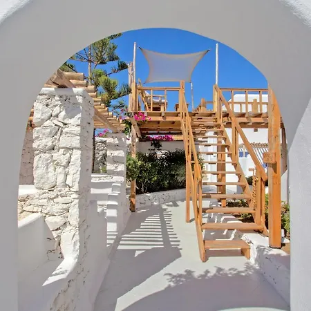 Apsenti Couples Only Aparthotel 4*