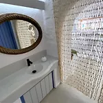 Ξενοδοχείο με διαμερίσματα Apsenti Couples Only 4*